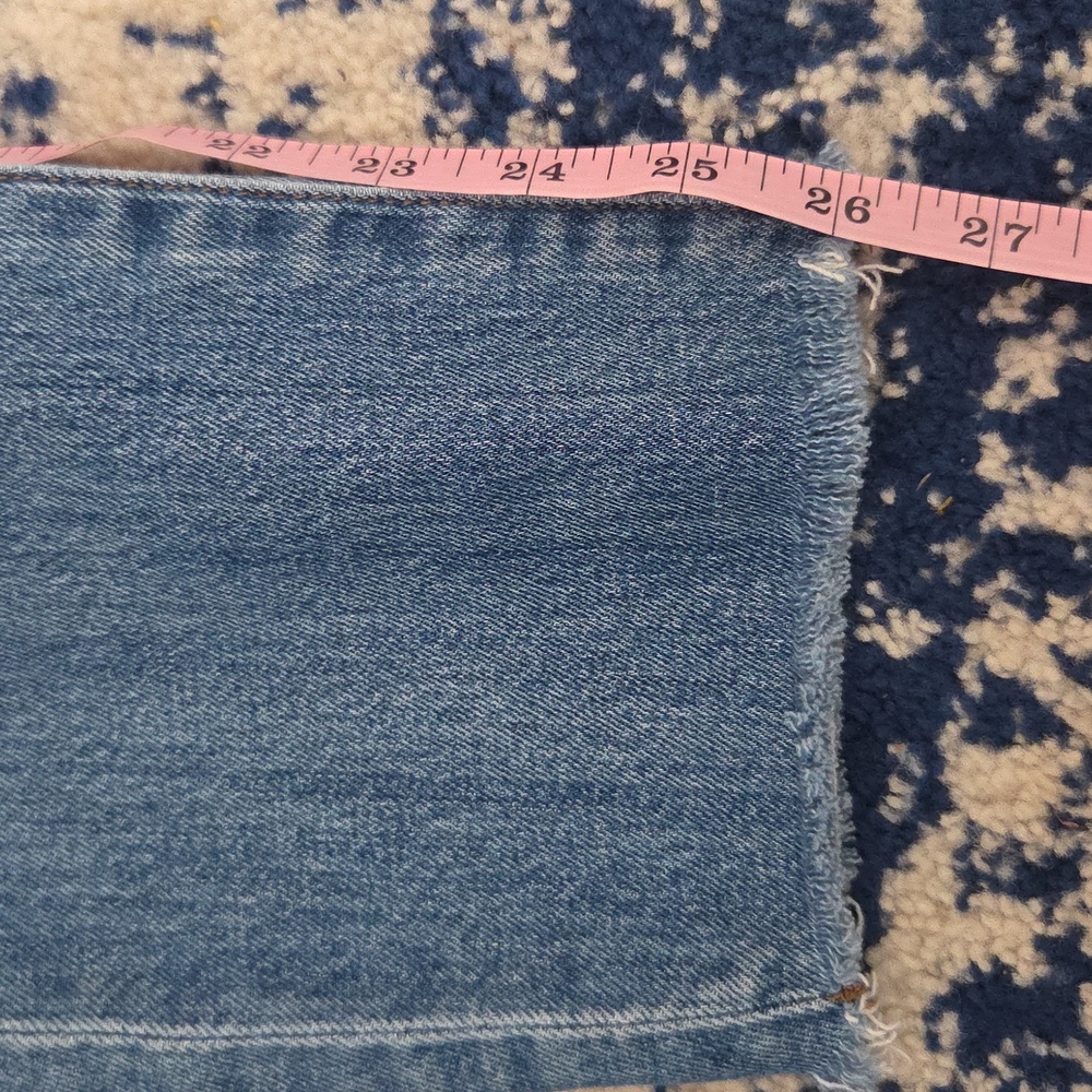 Madewell Women's Skinny Jeans in Light Blue - Picture 10 of 11